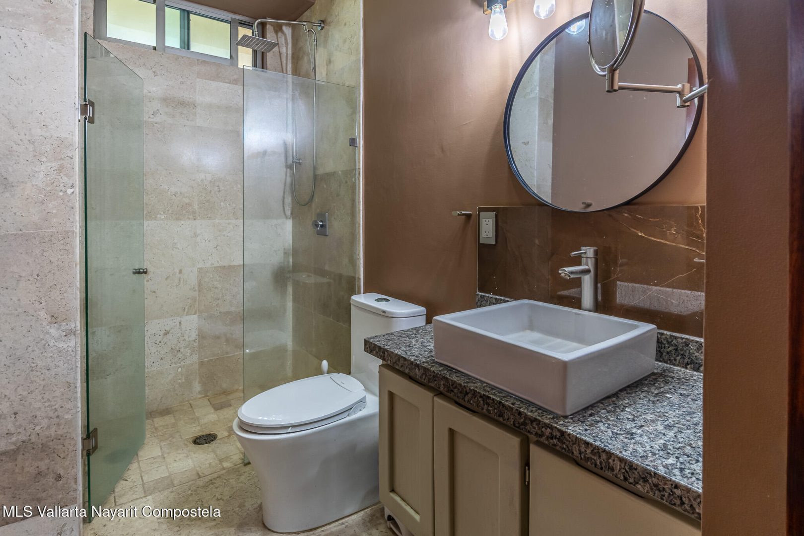 20251118220859301701000000-o