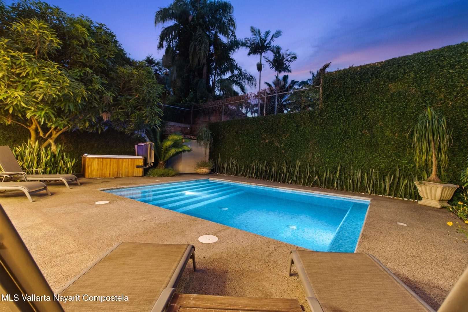 20251118223910146770000000-o