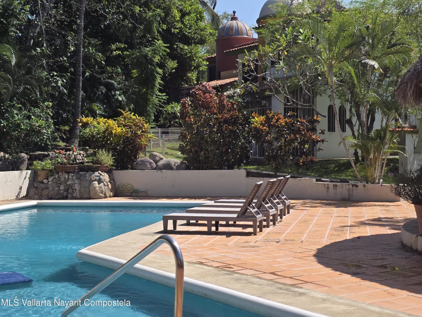 20251118234927571198000000-o