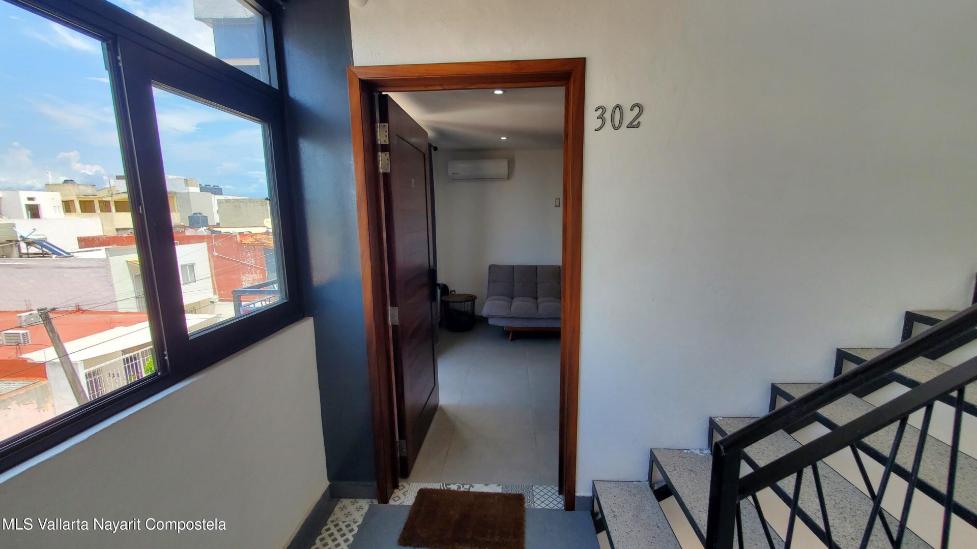 20251119022706820678000000-o