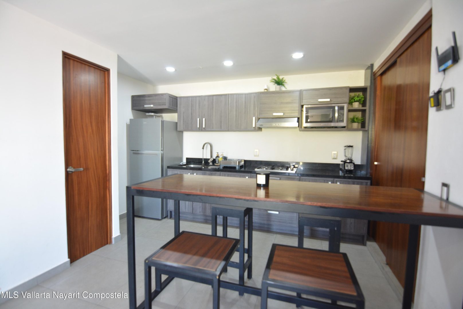 20251119022712295427000000-o