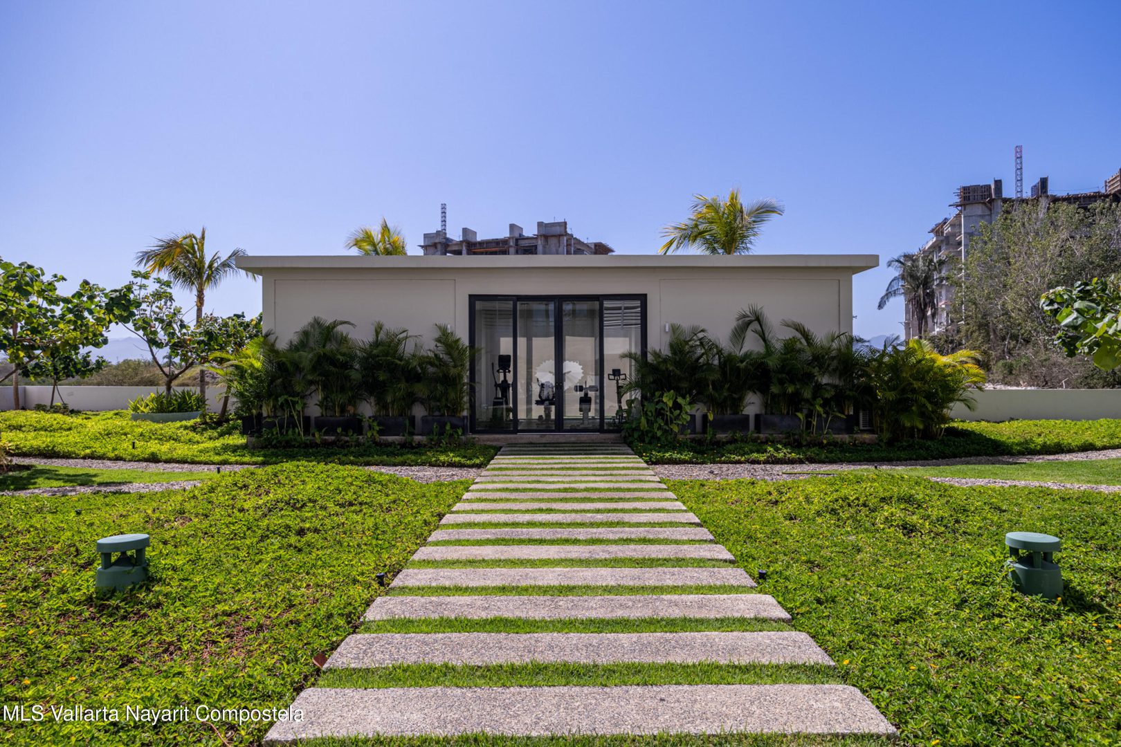 20251119023719273307000000-o