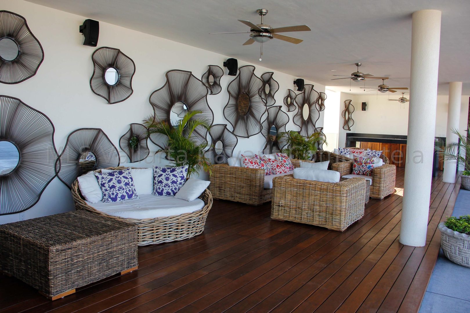 20251119175019309854000000-o