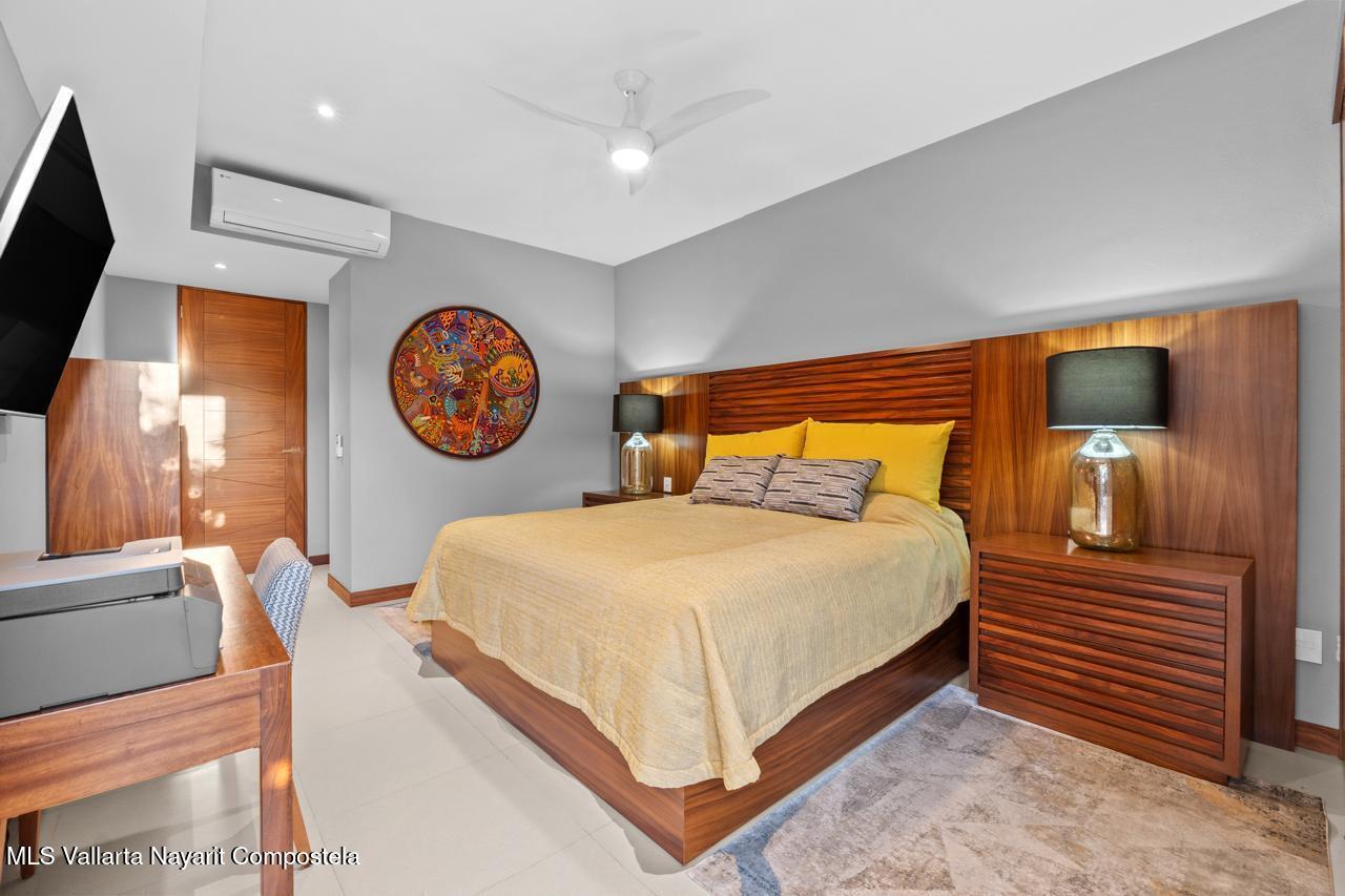 20251119204205986970000000-o