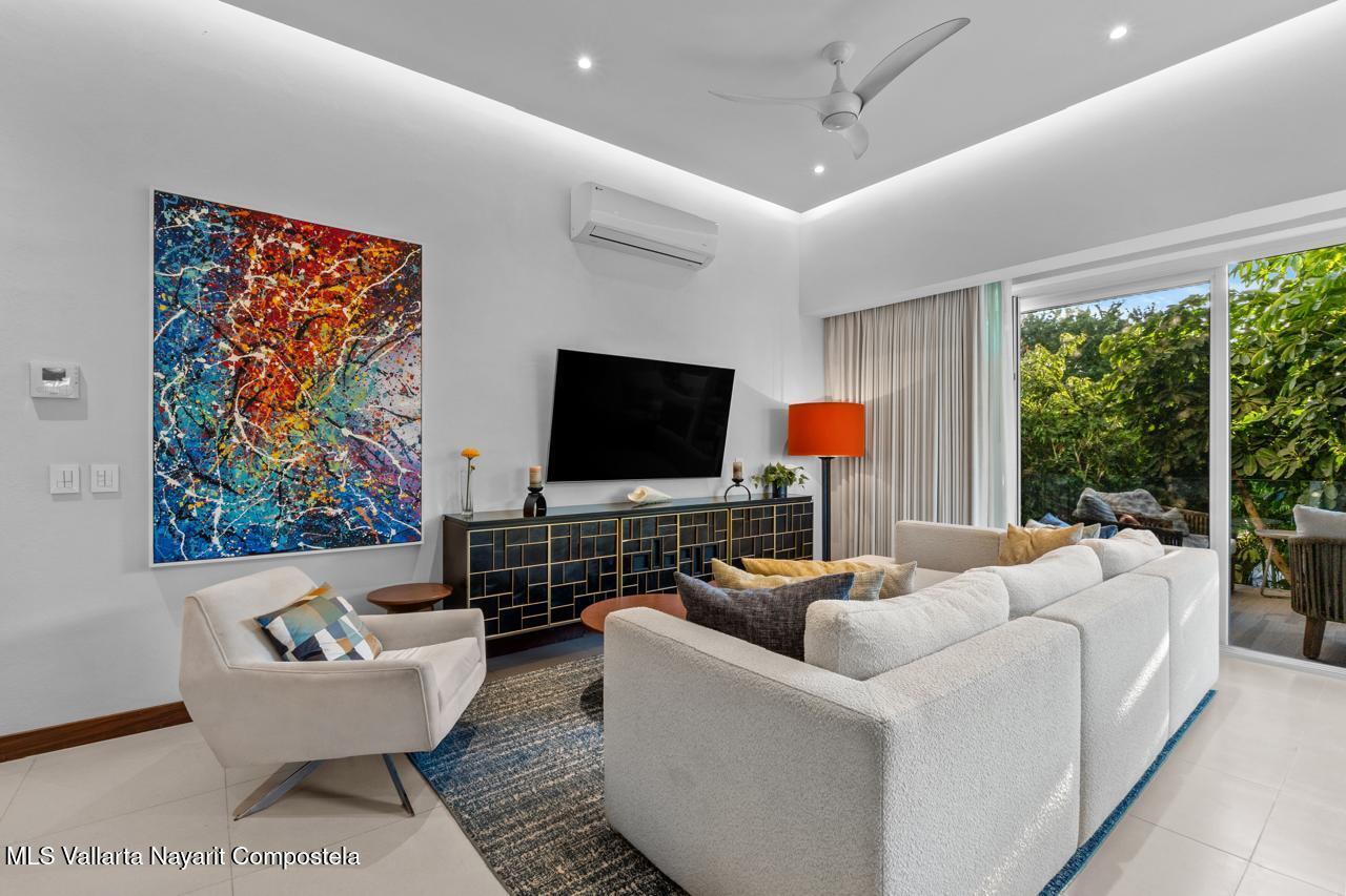 20251119204213700822000000-o