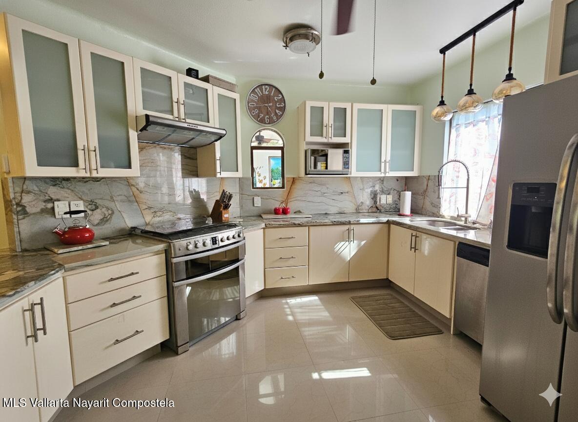 20251120230951968418000000-o