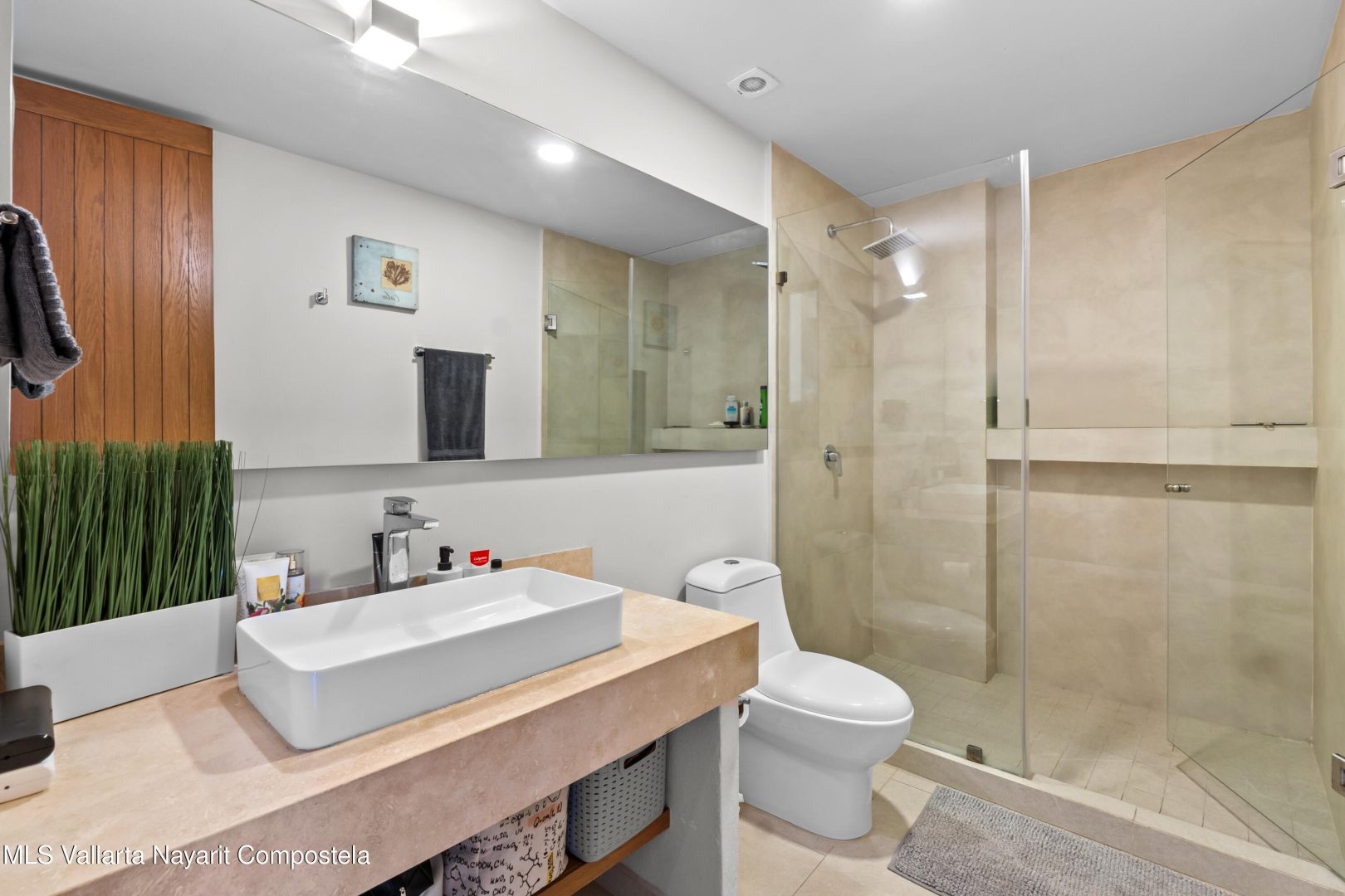 20251121015814497423000000-o