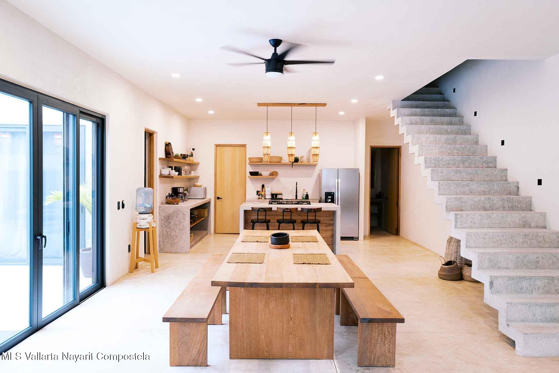 20251124210338141118000000-o