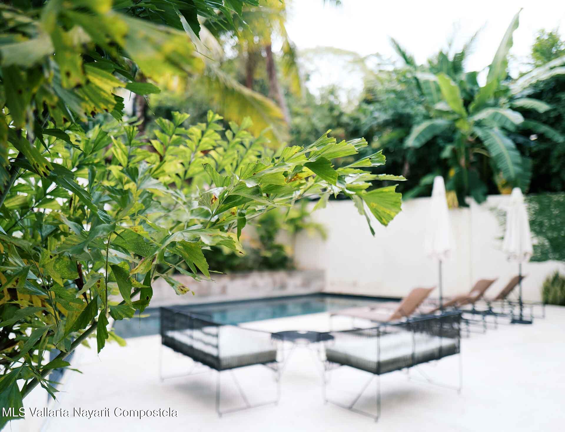 20251124210344138237000000-o