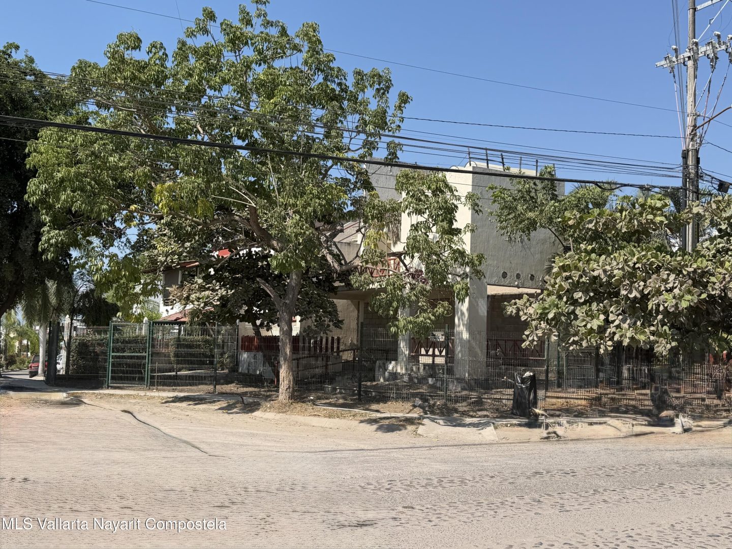 20251127224854675665000000-o