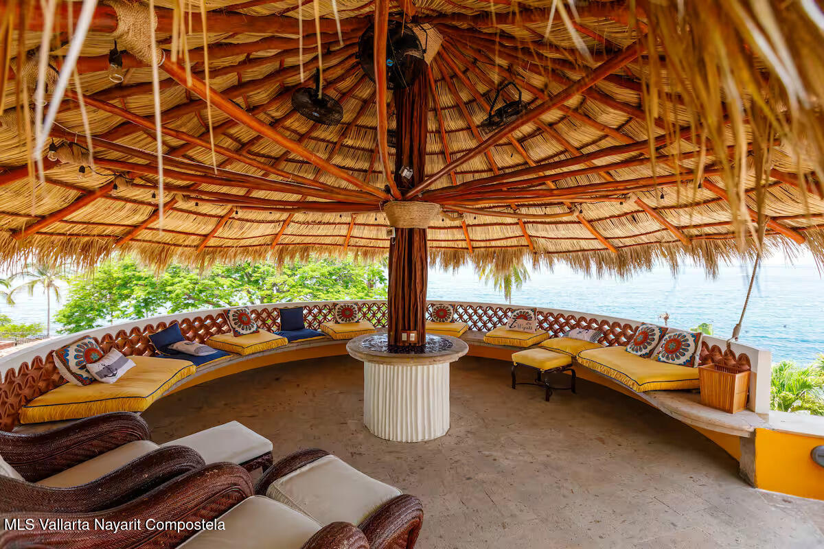 20251127230345633460000000-o