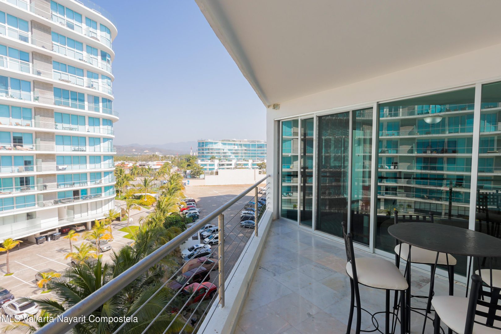 20251130182444490694000000-o