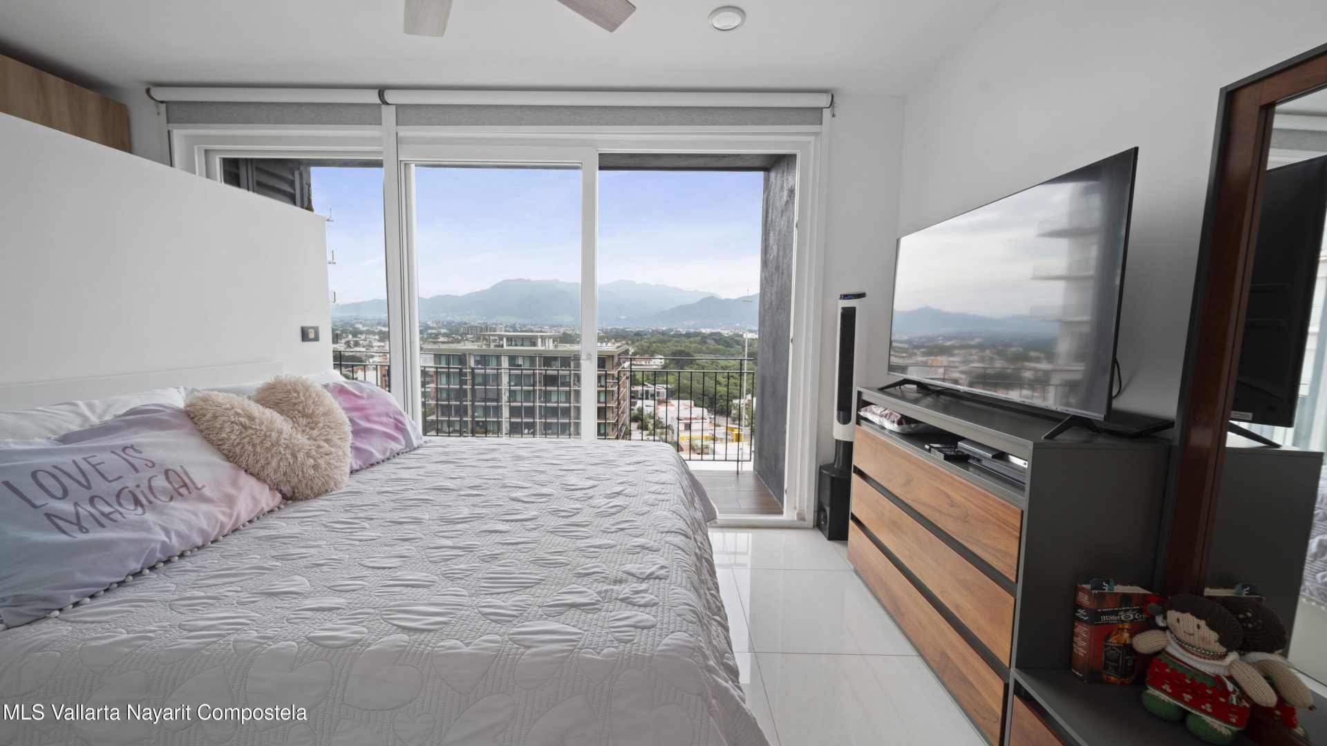 20251201200623785129000000-o