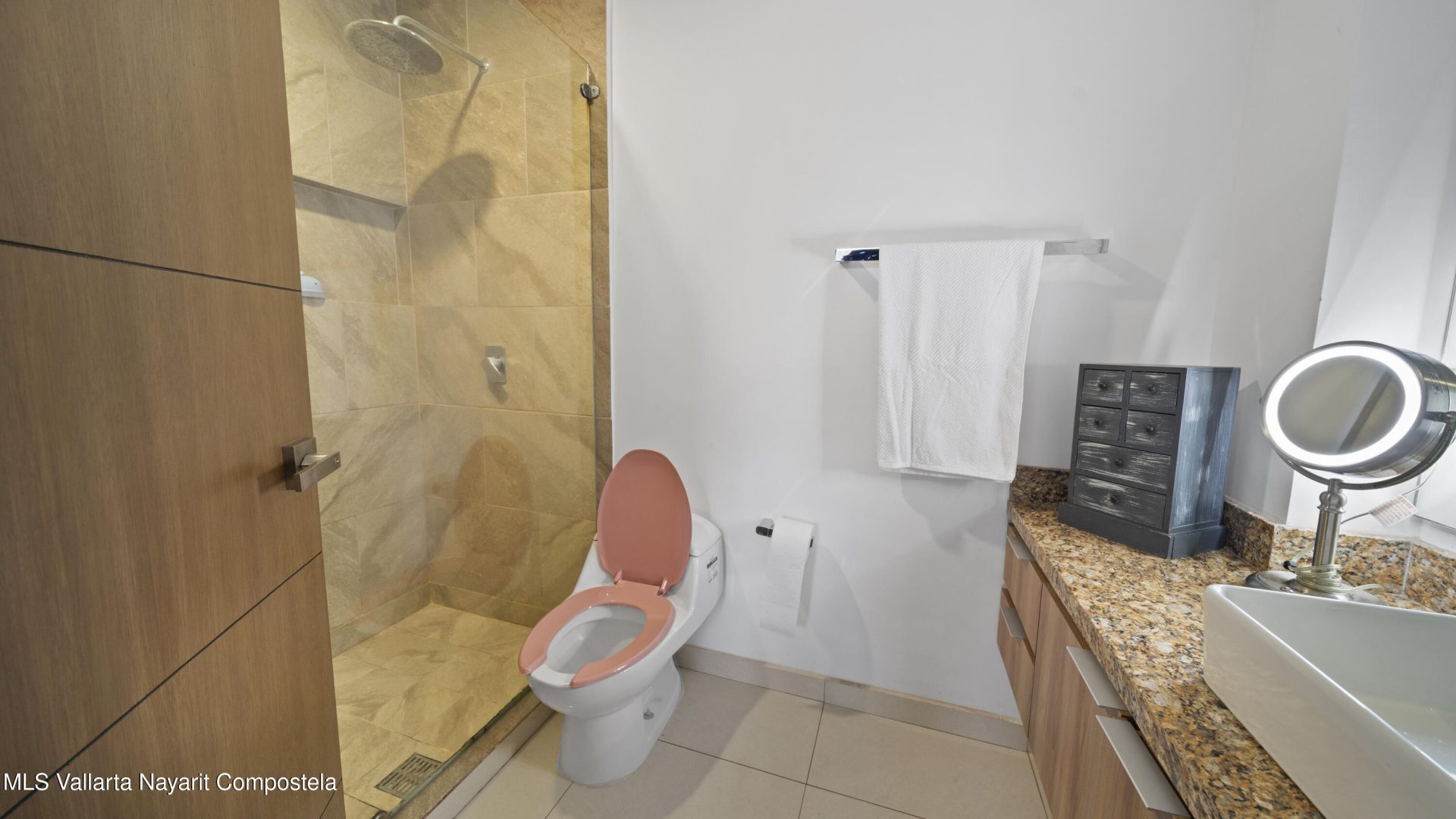 20251201200631249679000000-o