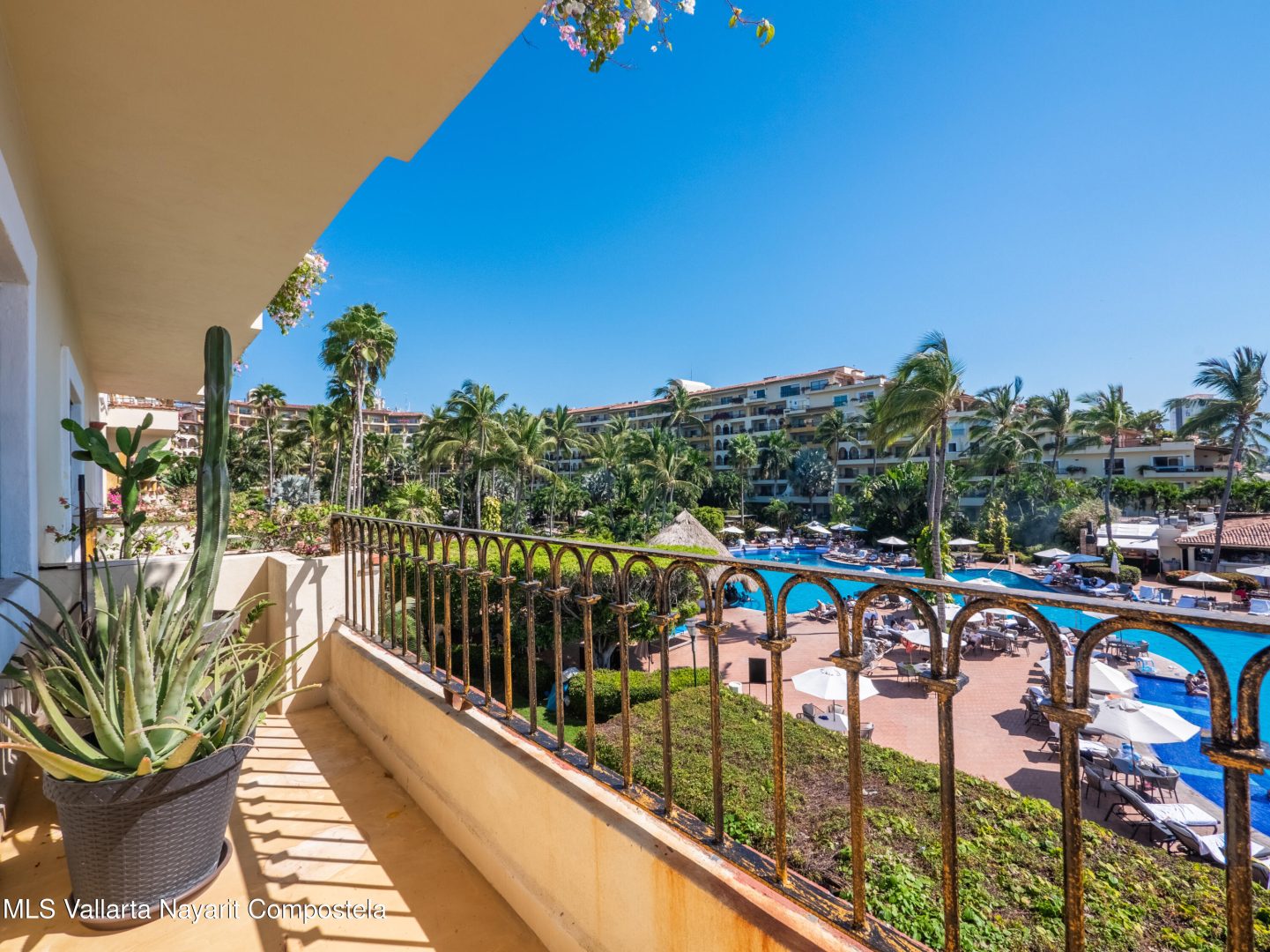 20251203010500893665000000-o