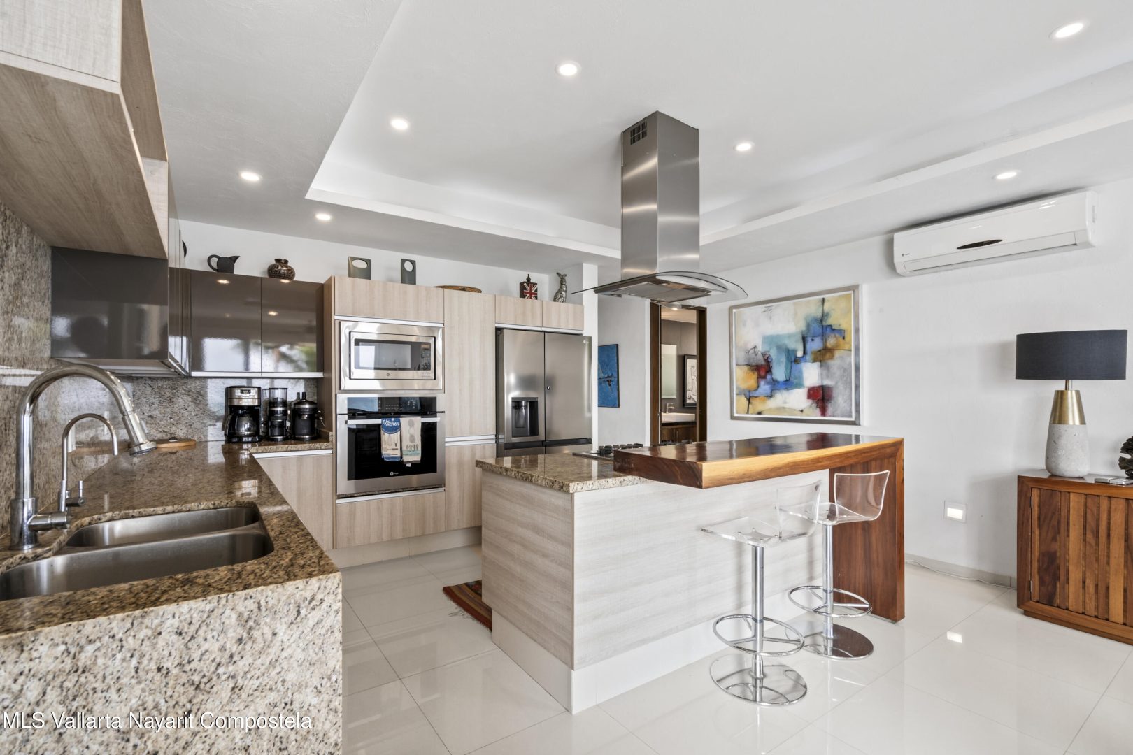 20251203161704556498000000-o