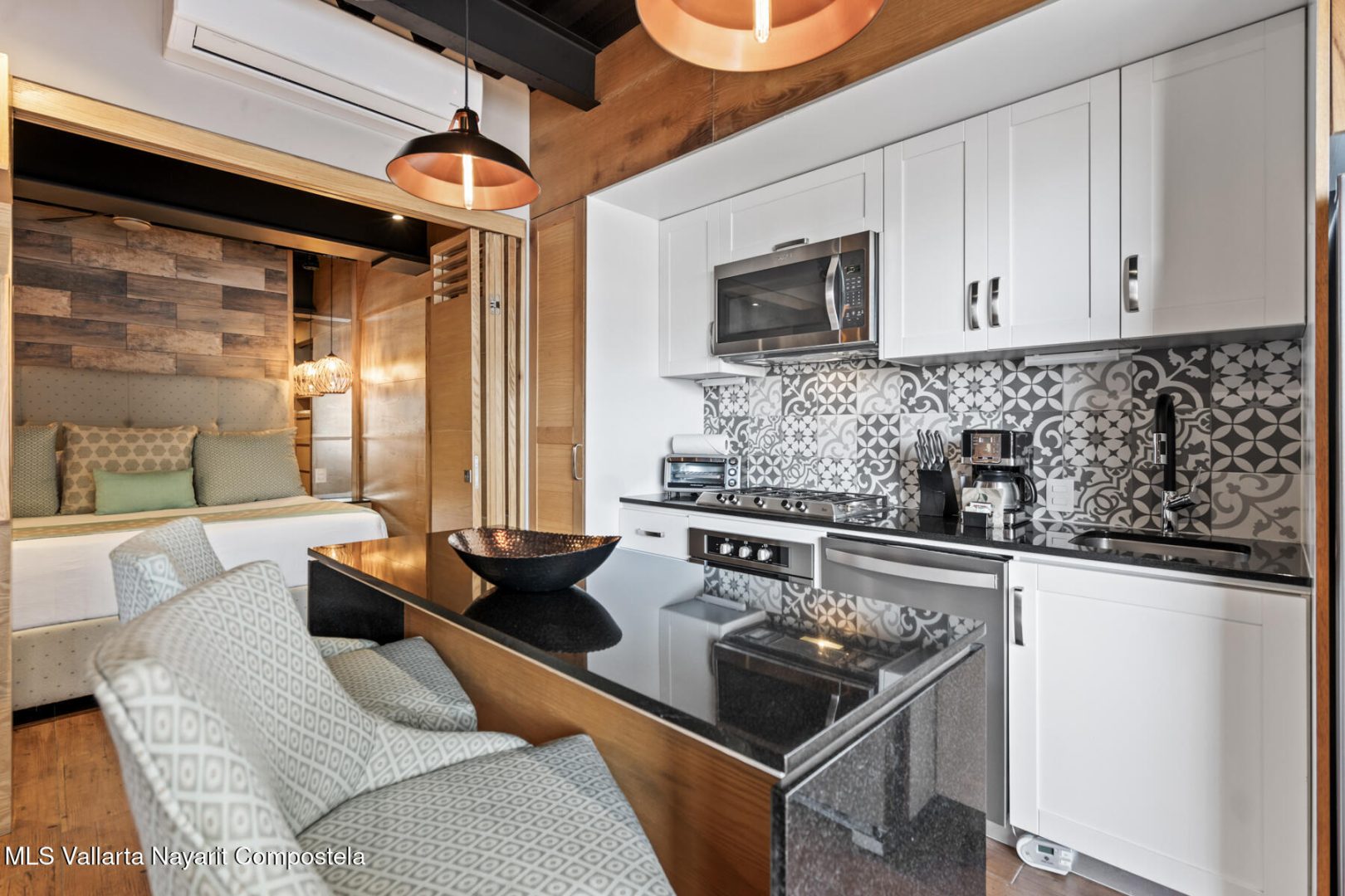 20251203170251710329000000-o