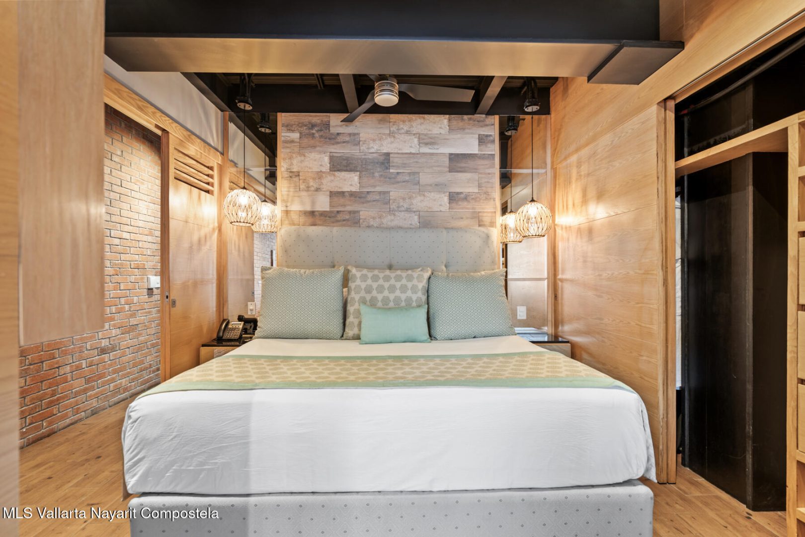 20251203170251817249000000-o