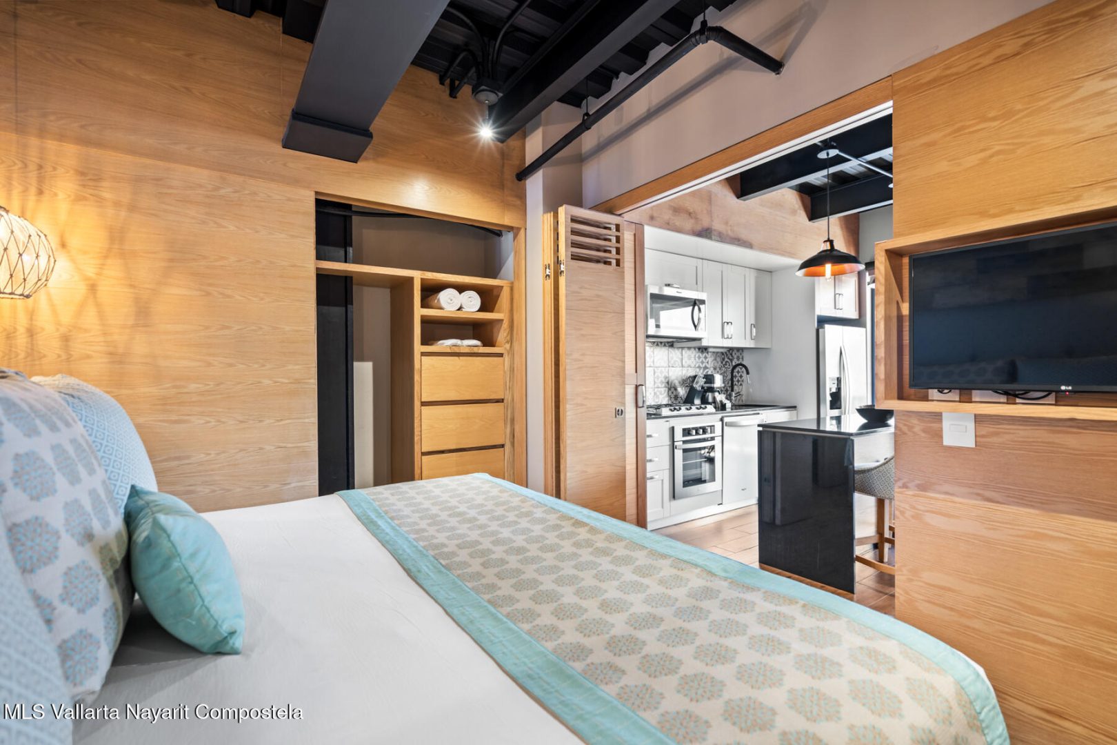 20251203170251959378000000-o