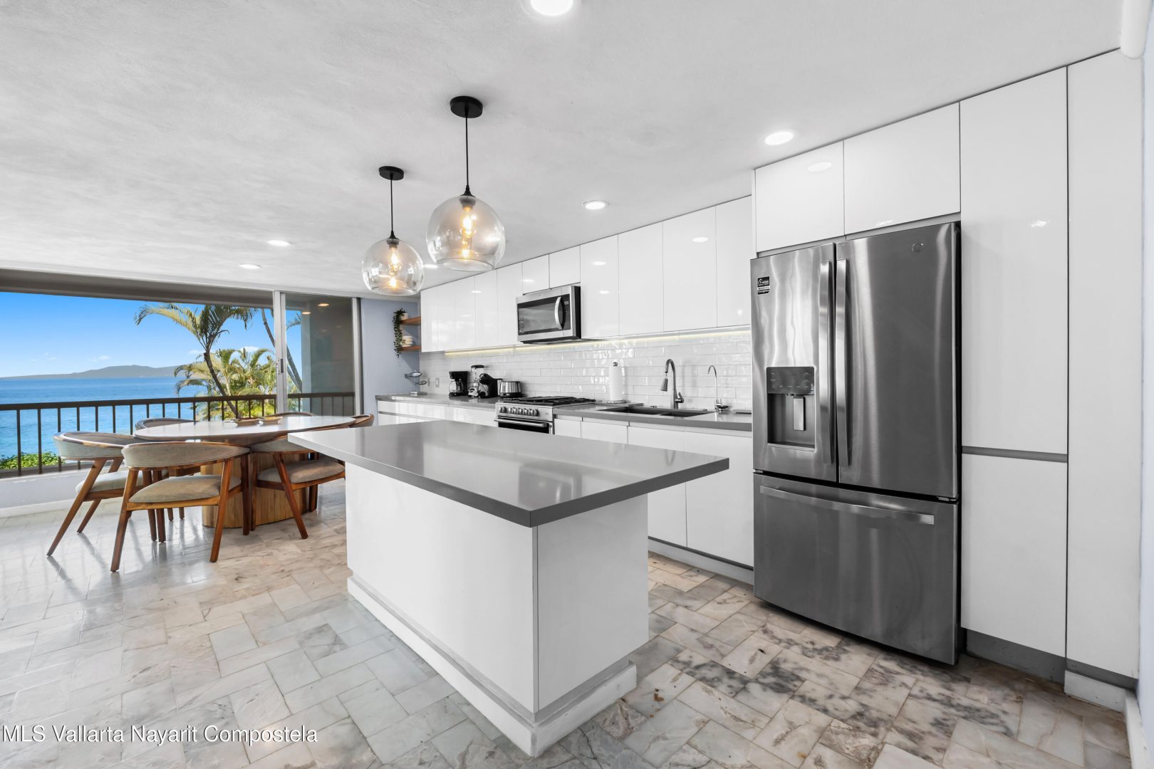 20251203171416465750000000-o