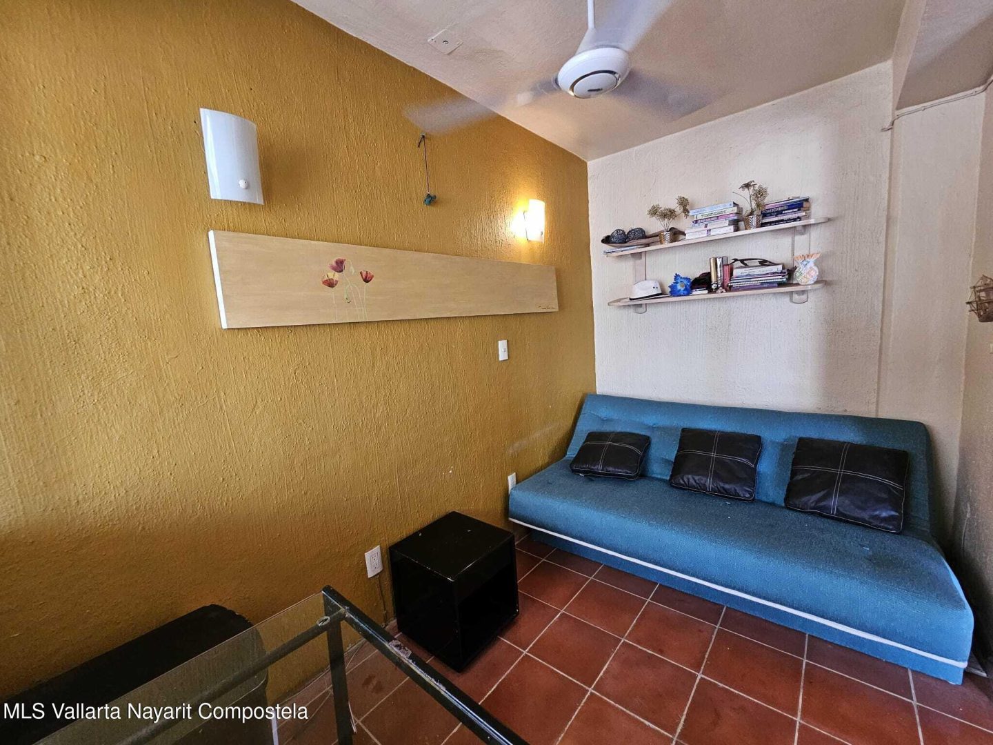 20251204024232655057000000-o