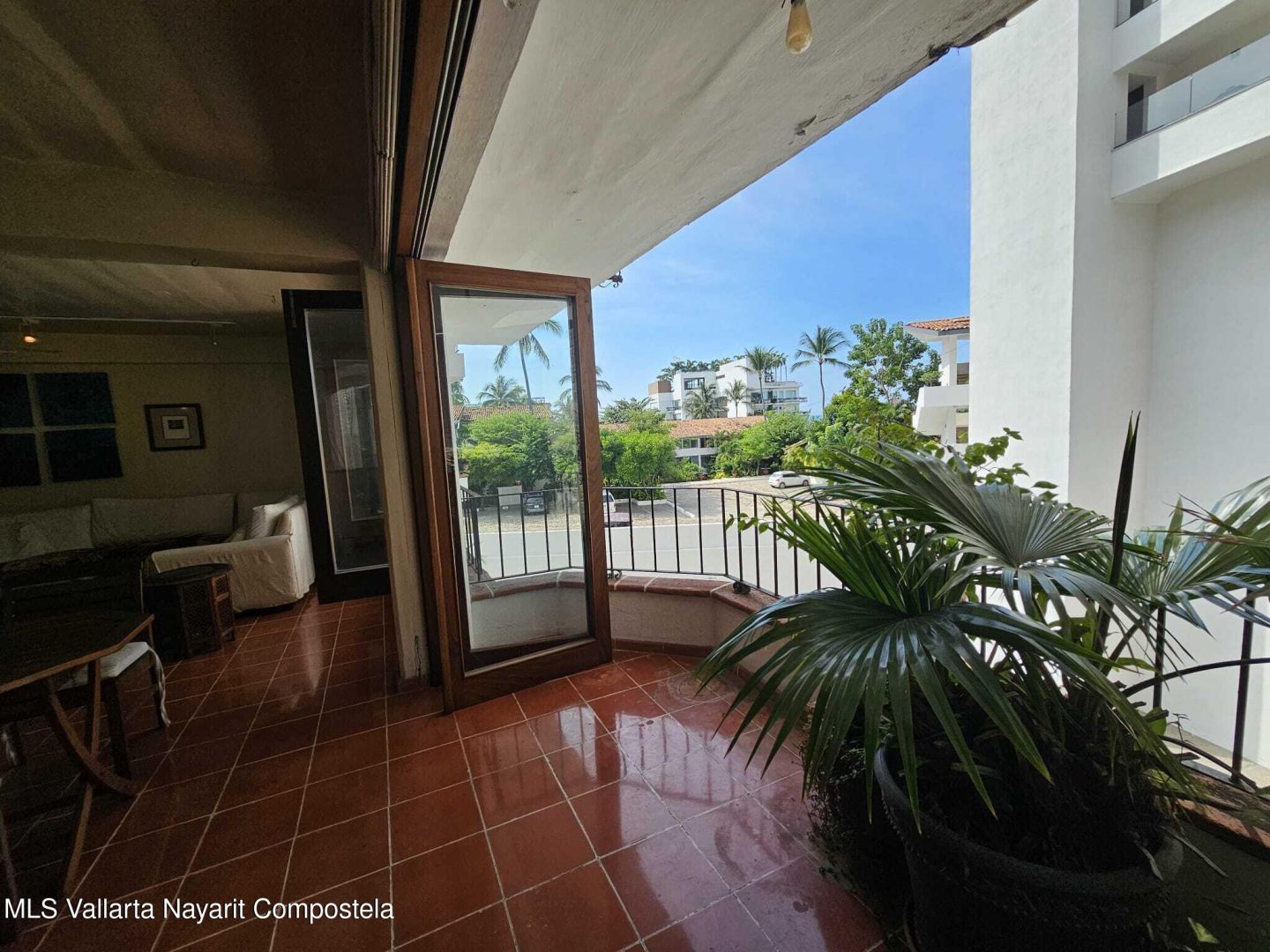 20251204024245557329000000-o