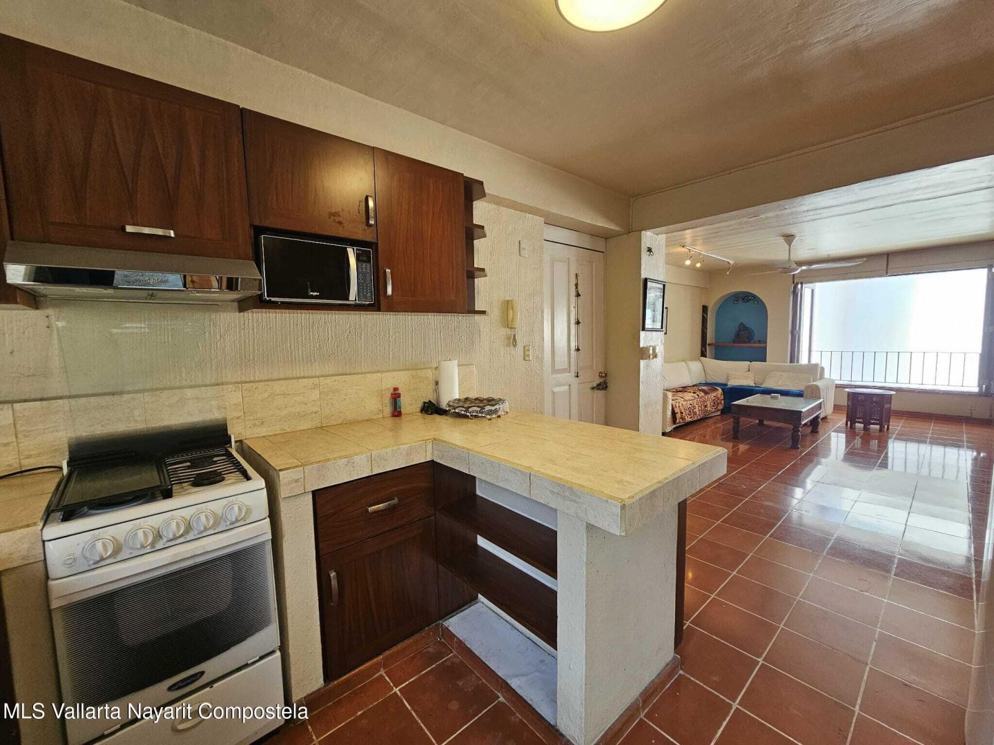 20251204024303609992000000-o