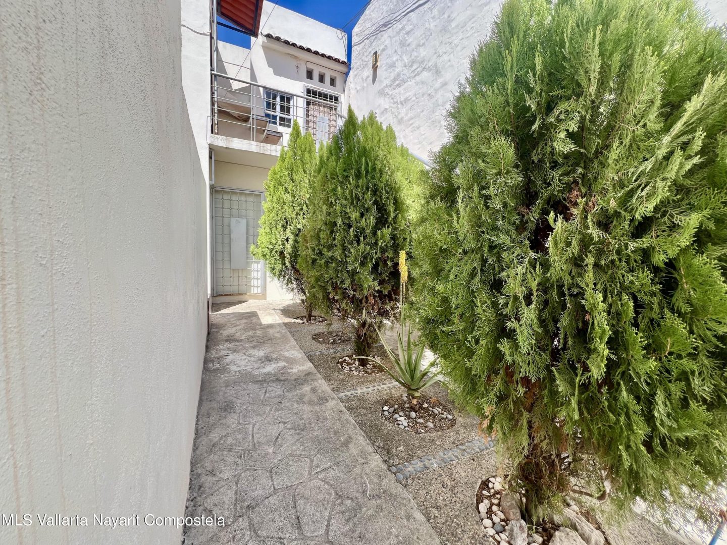 20251204182936600736000000-o