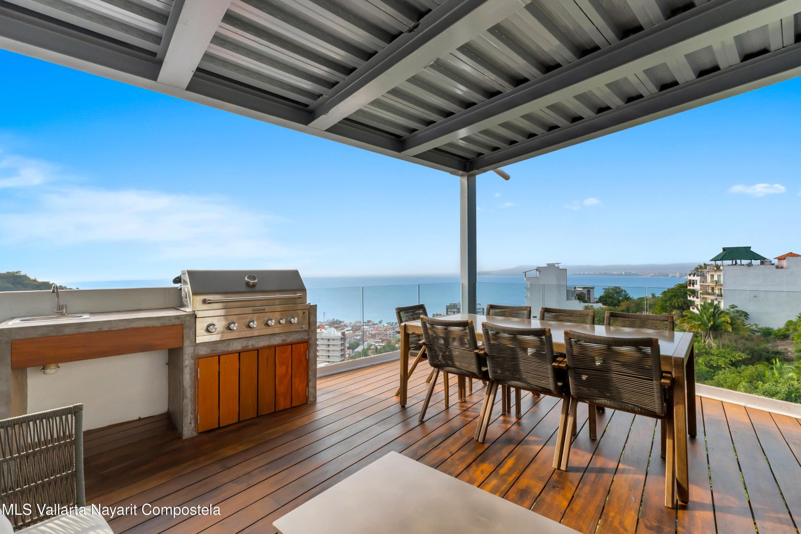 20251204193746799576000000-o