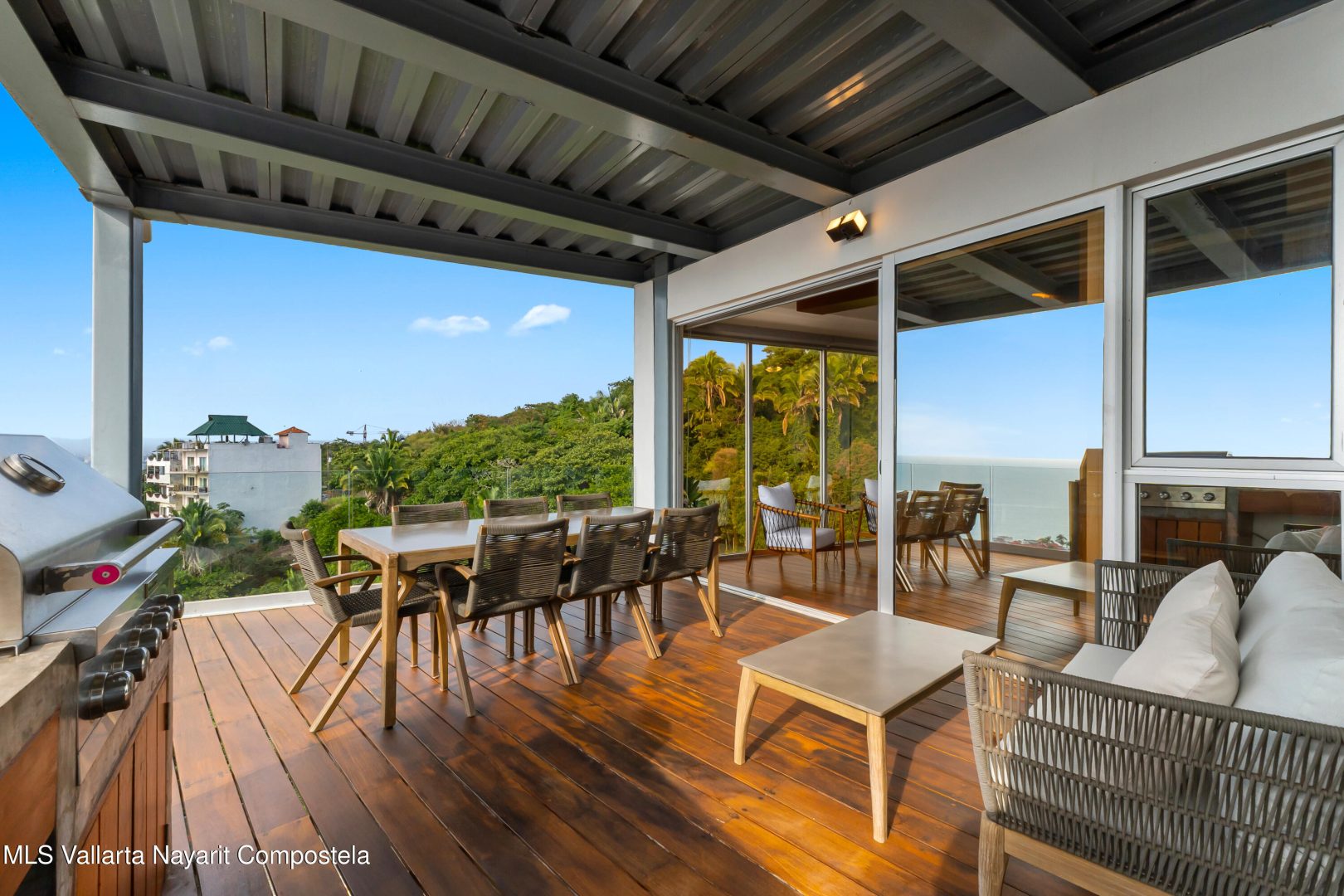 20251204194316187800000000-o