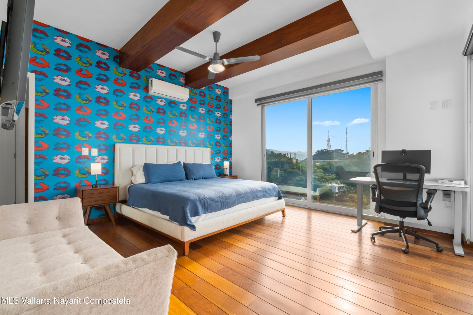 20251204194323928991000000-o