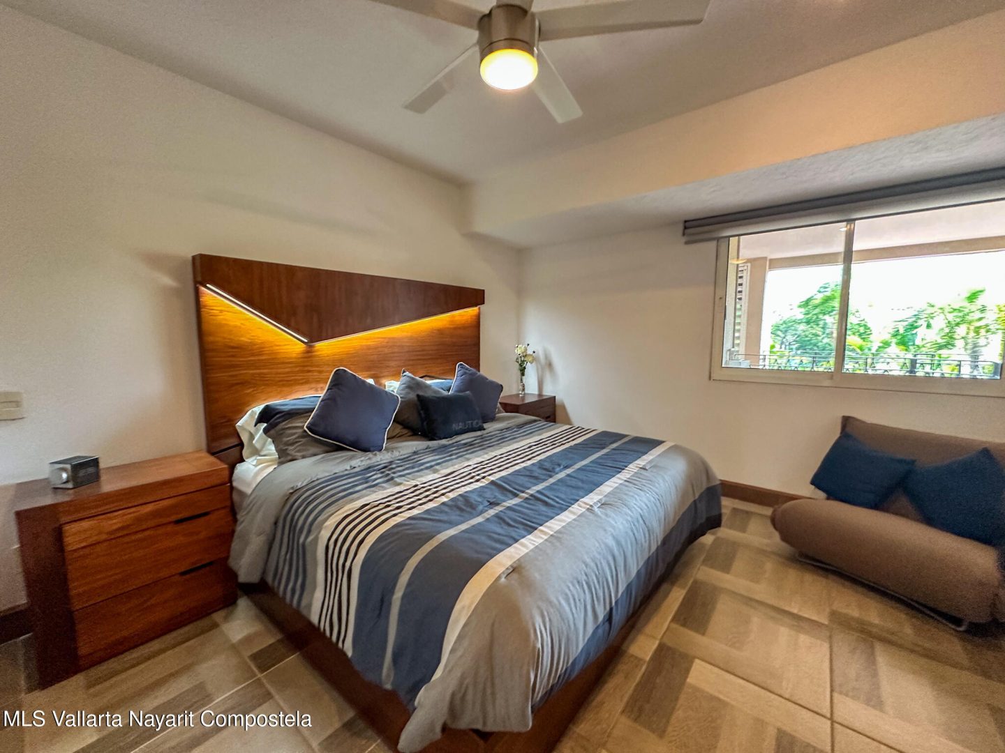 20251204195351612793000000-o