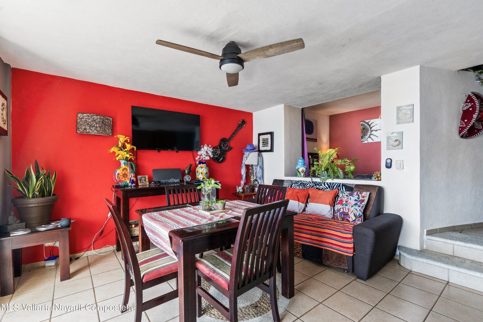 20251205061202559038000000-o