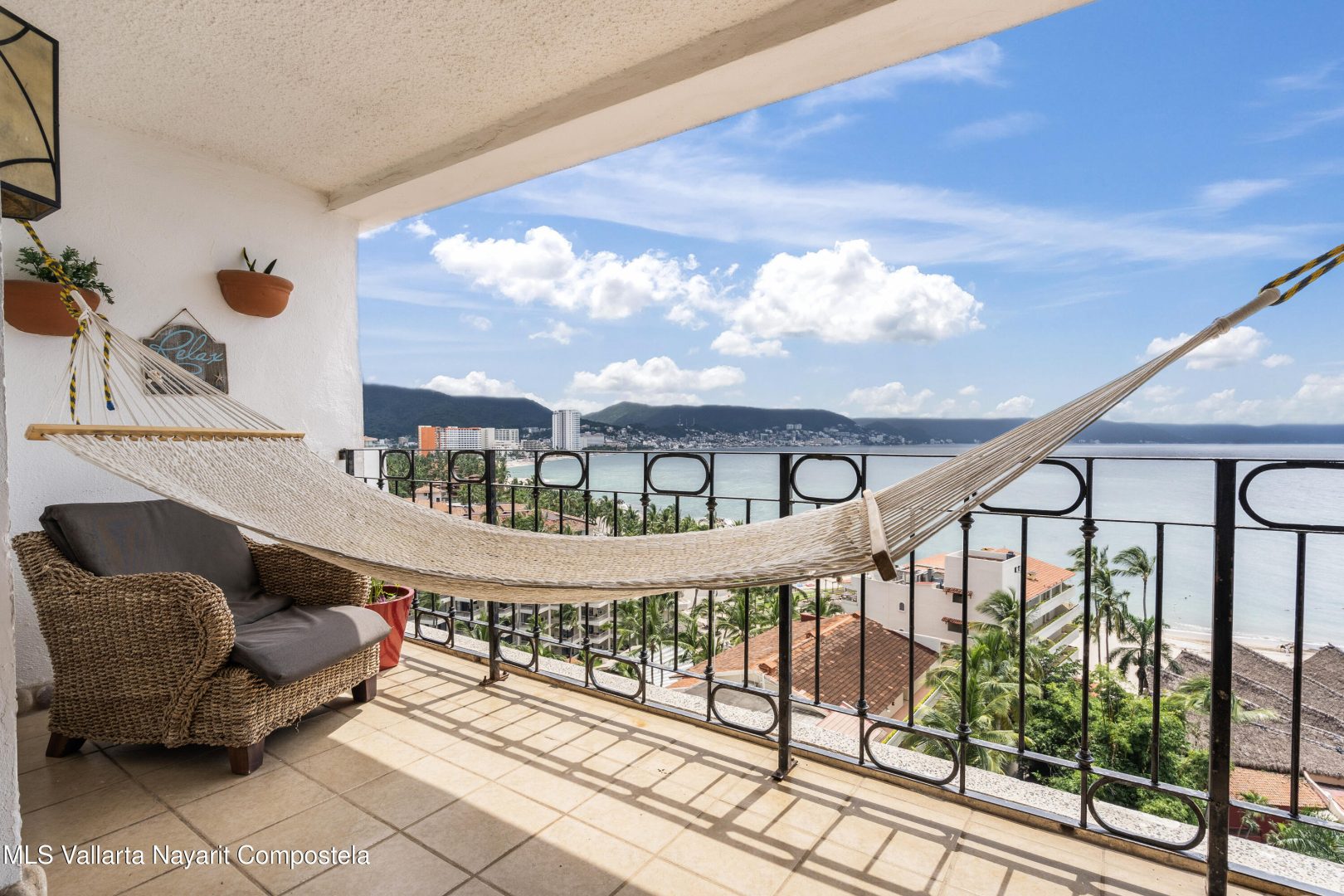 20251205061306380580000000-o