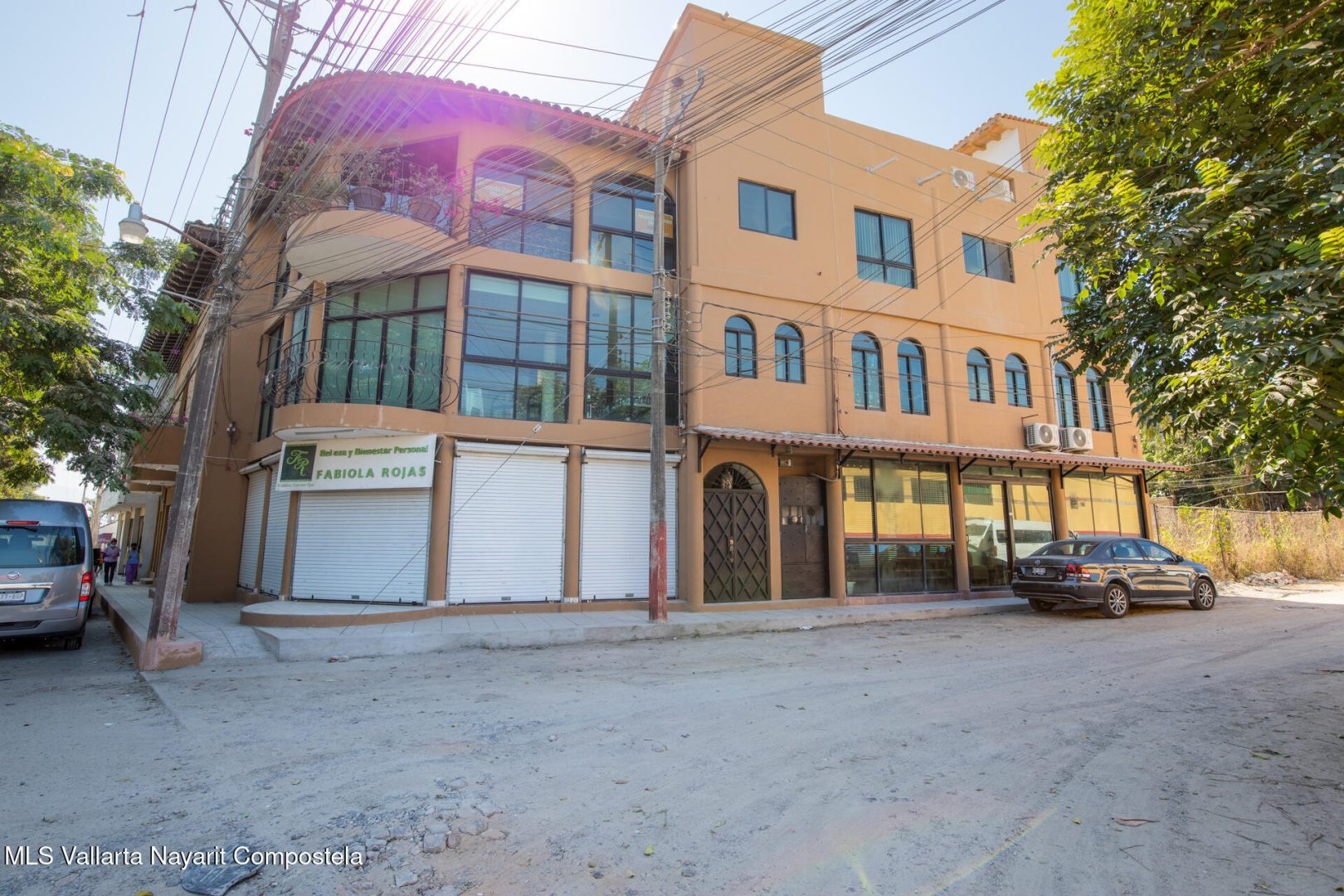 20251205145720403595000000-o