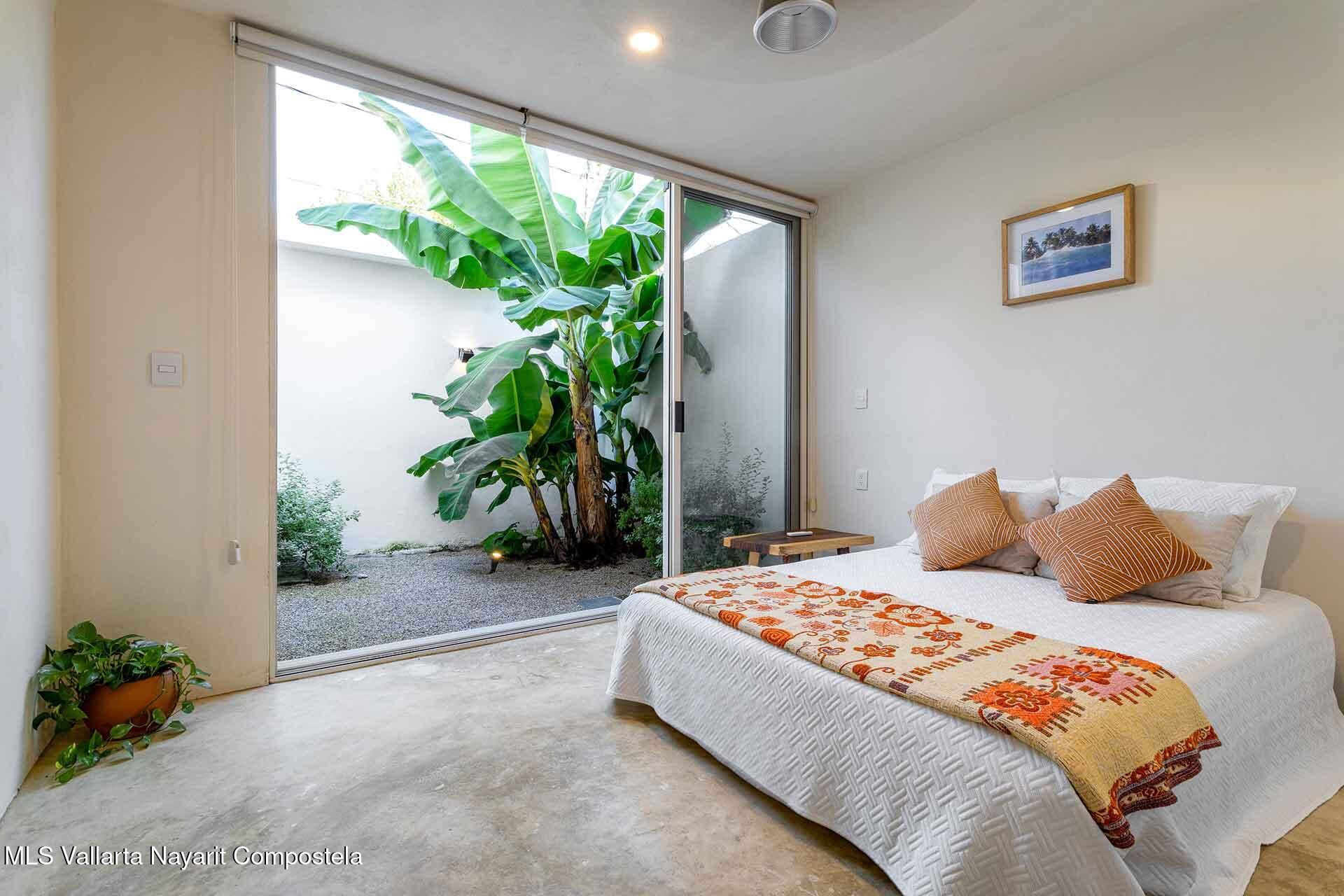 20251205170420738758000000-o