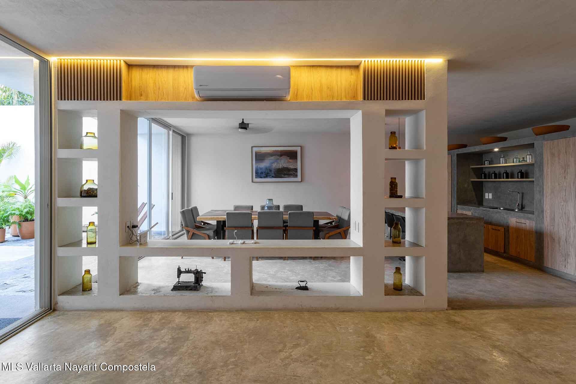 20251205170436835800000000-o