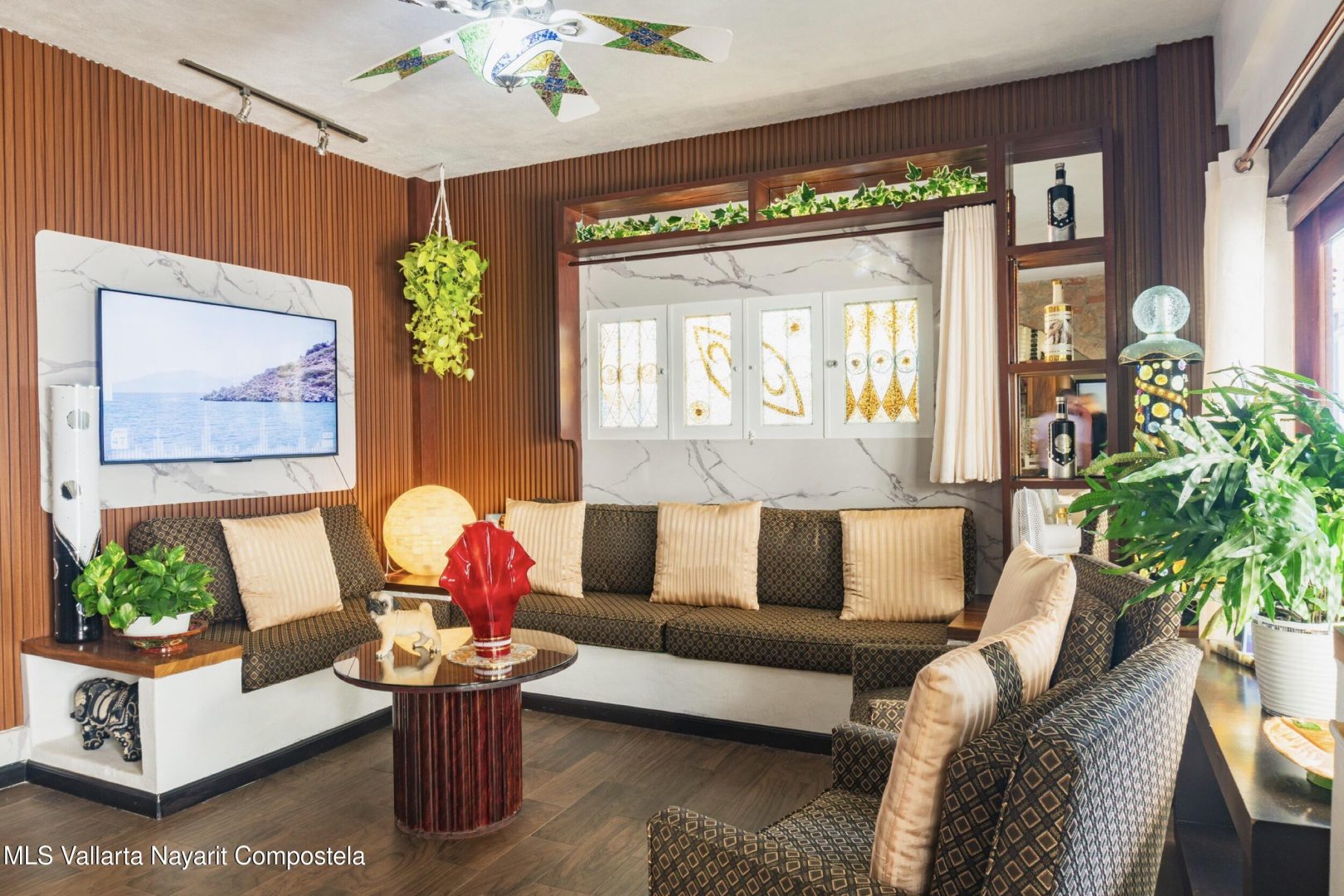 20251205204056866496000000-o