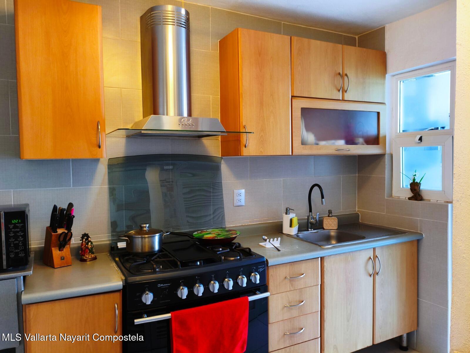 20251206202331887161000000-o