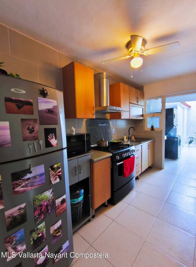 20251206202332687114000000-o