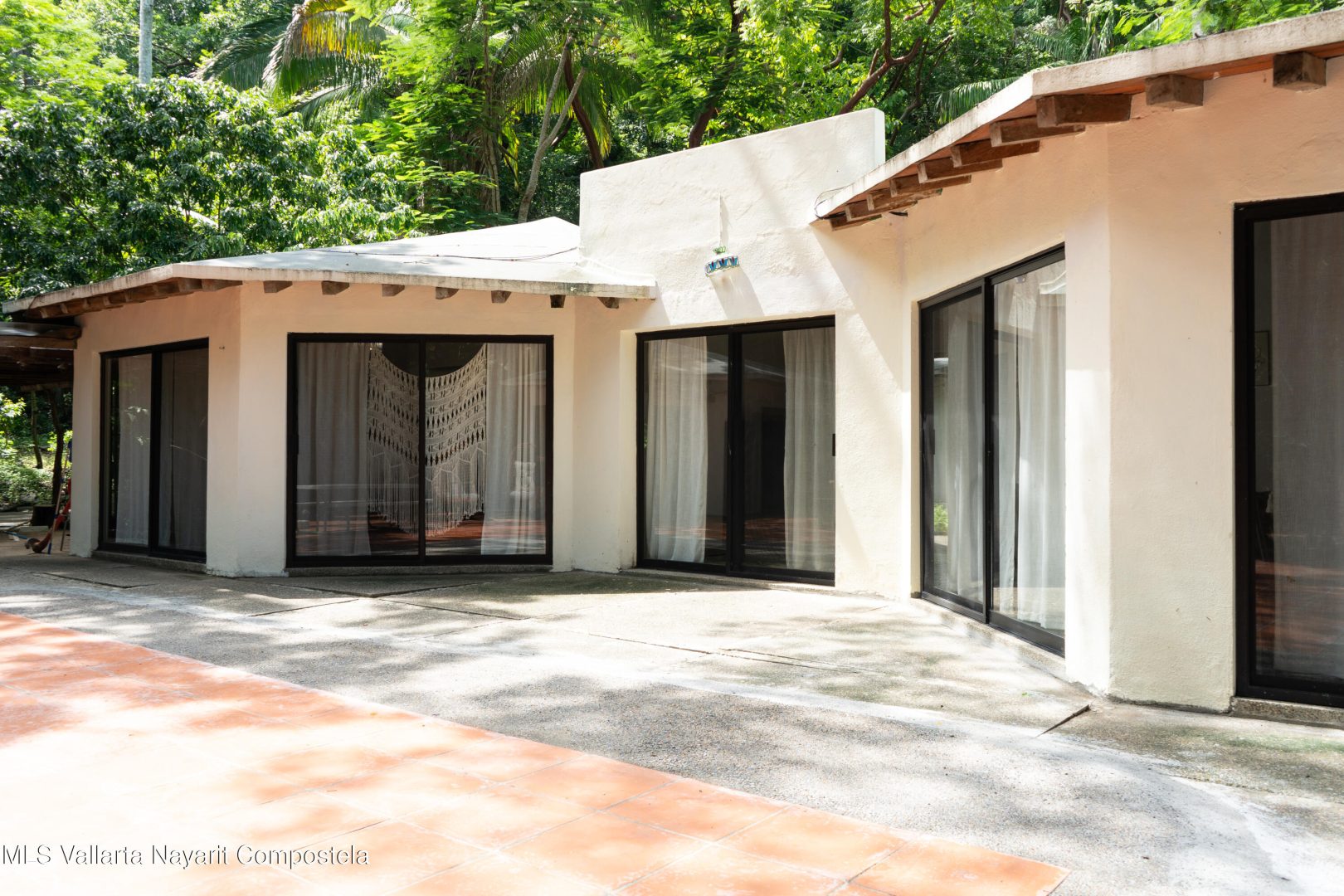 20251207202929326113000000-o