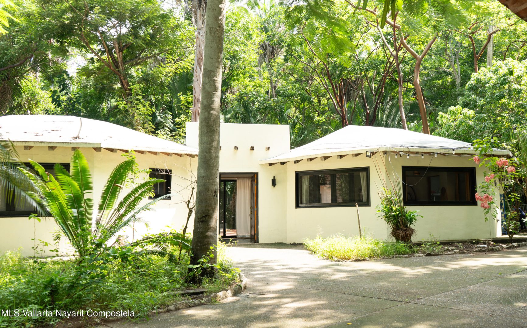 20251207202935074049000000-o