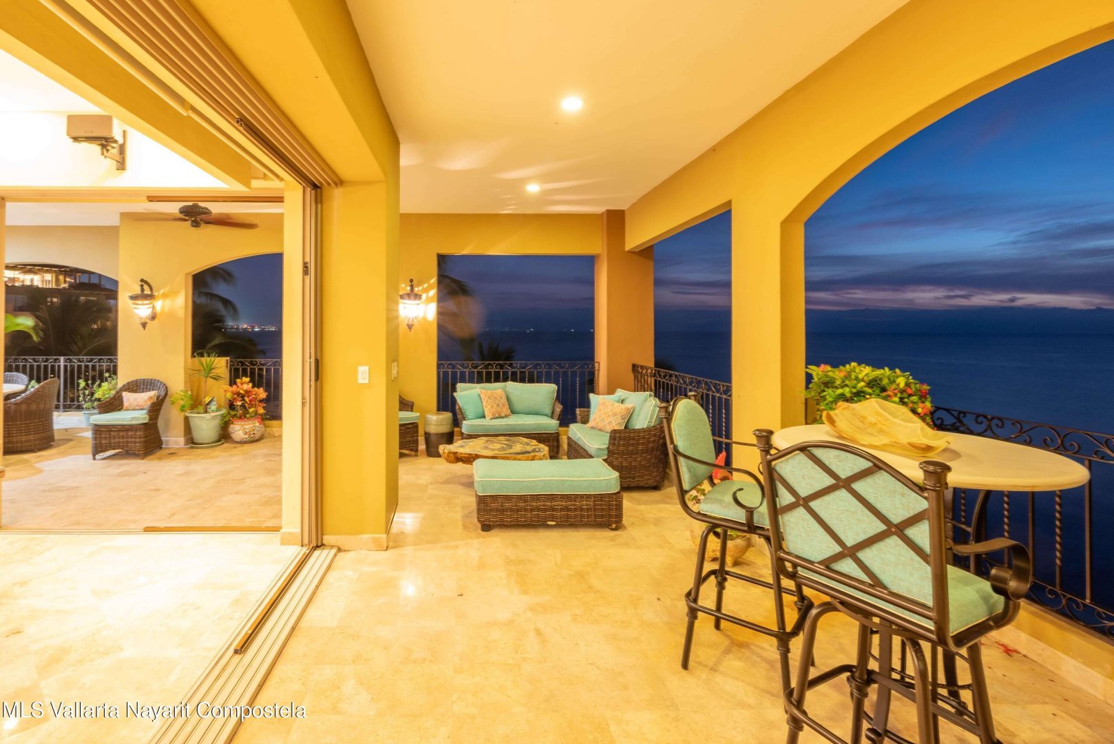 20251208165808022102000000-o