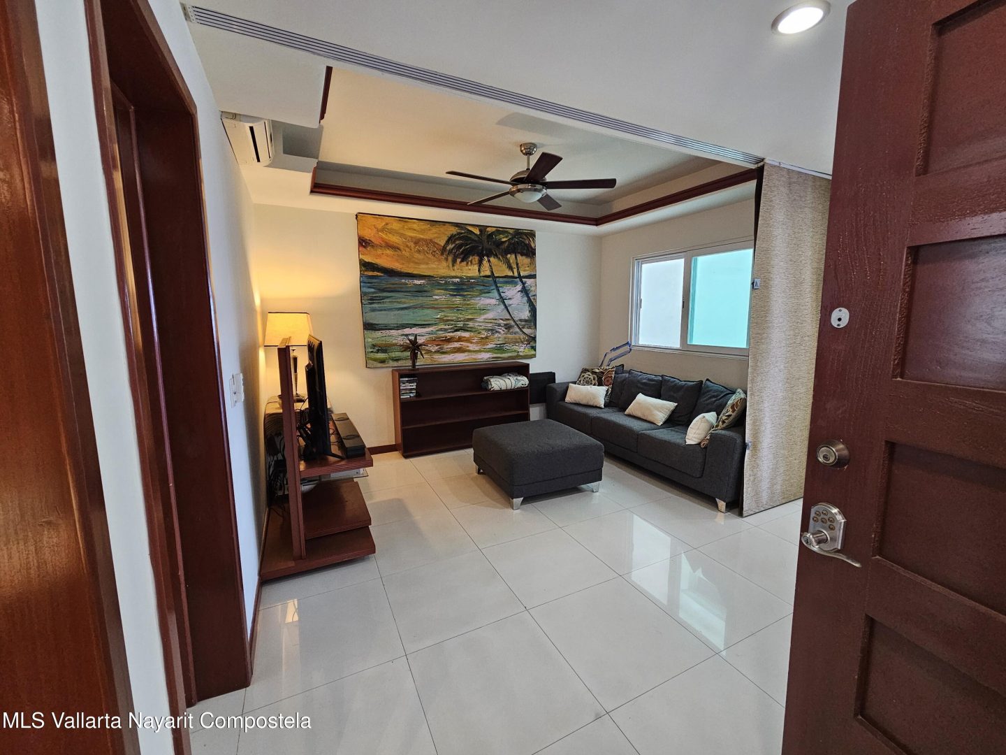 20251208201735044069000000-o