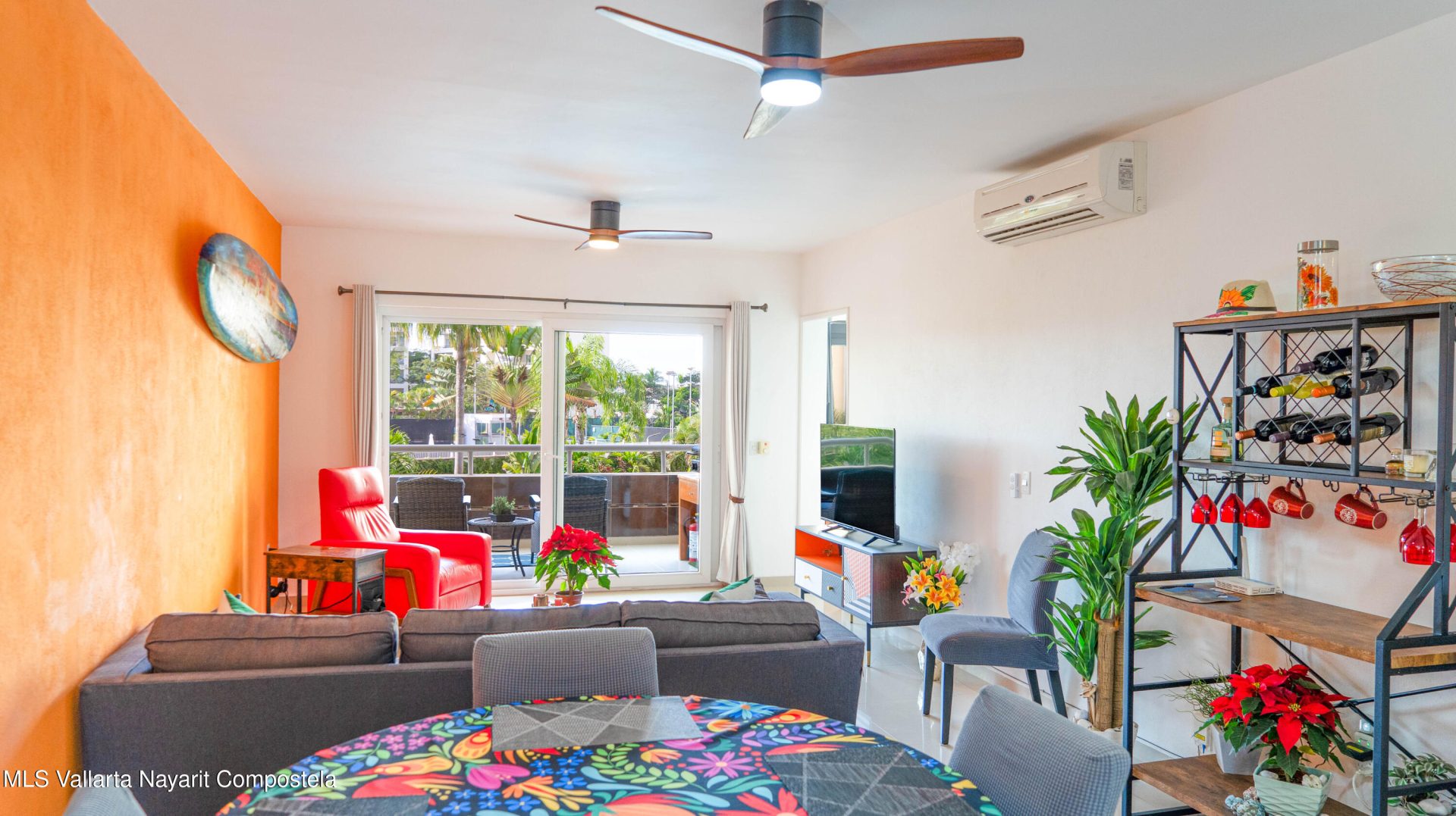 20251209211610565294000000-o