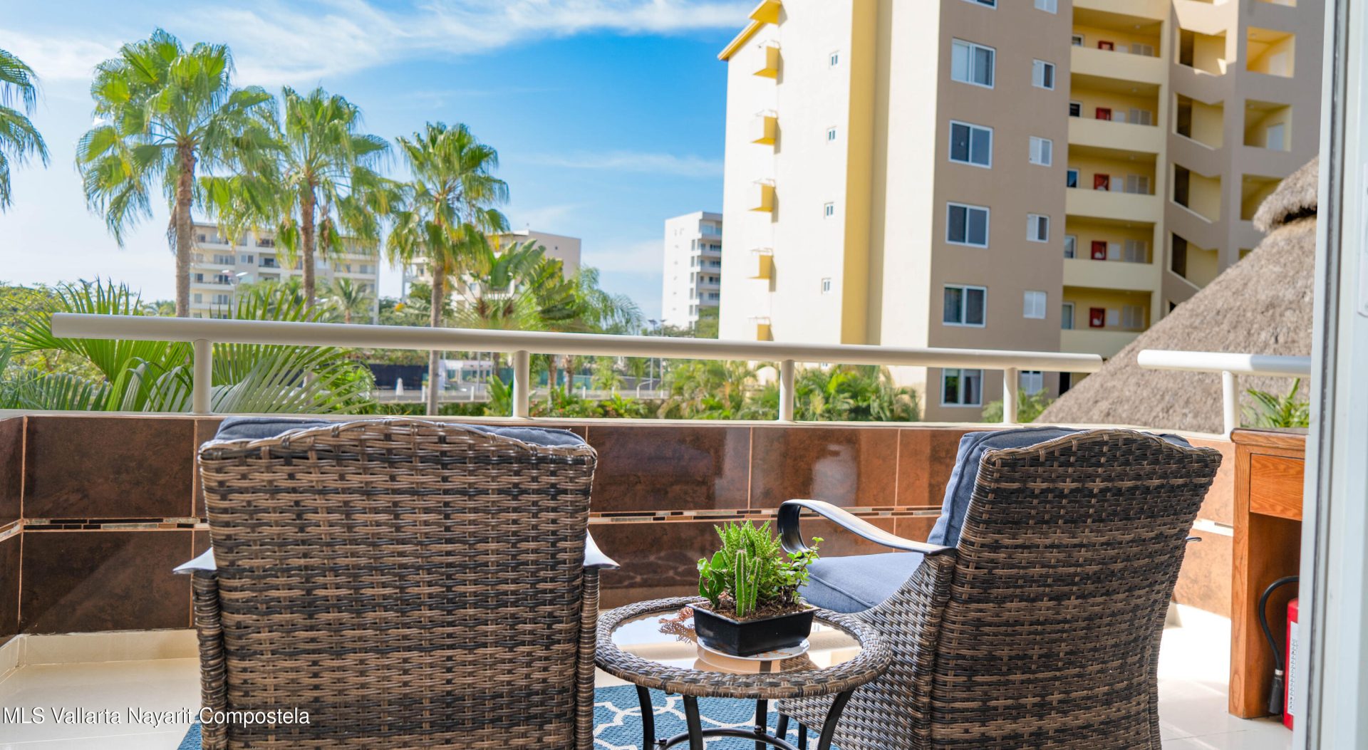 20251209211647467272000000-o