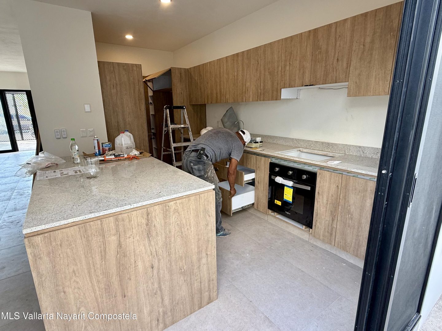 20251210001147956817000000-o