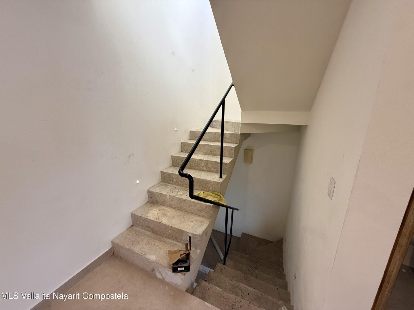 20251210001203772301000000-o