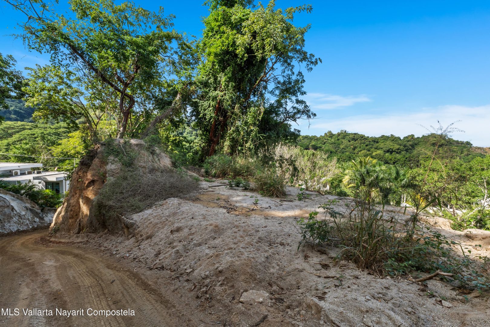 20251211171507229452000000-o