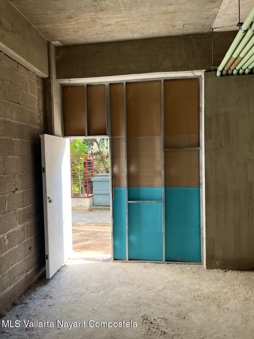 20251212014412996592000000-o